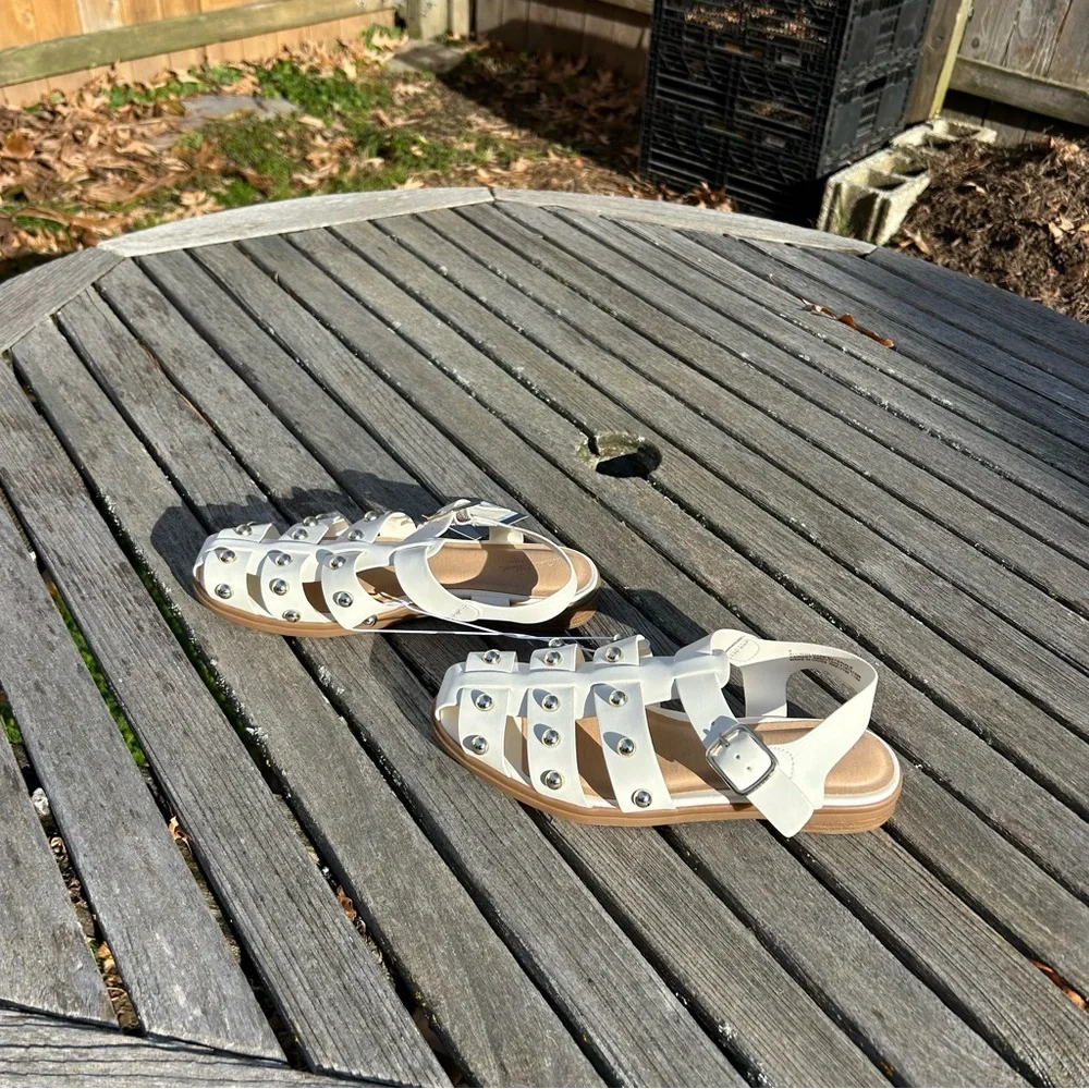 Nwt Women's Winnie Studded Fisherman‎ Sandals - Universal Thread Off size 7 new